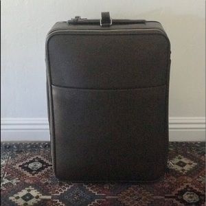 LOUIS VUITTON PEGASE LEGERE 55